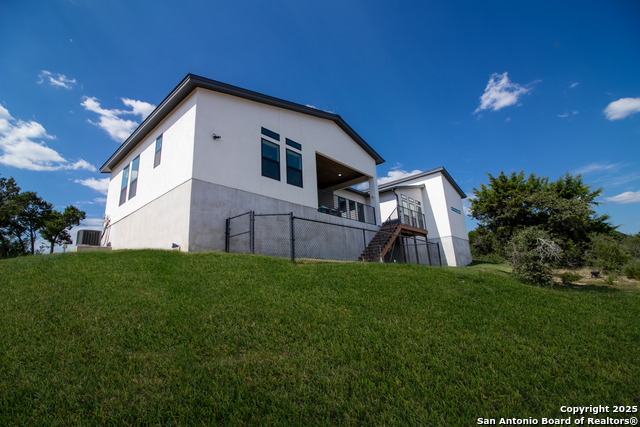 Listing photo id 32 for 1273 County Road 2801 E