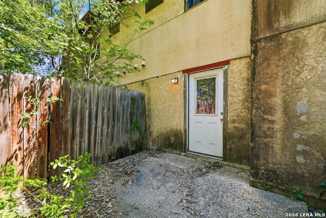 Image 22 of 25 For 4927 Ty Terrace  3