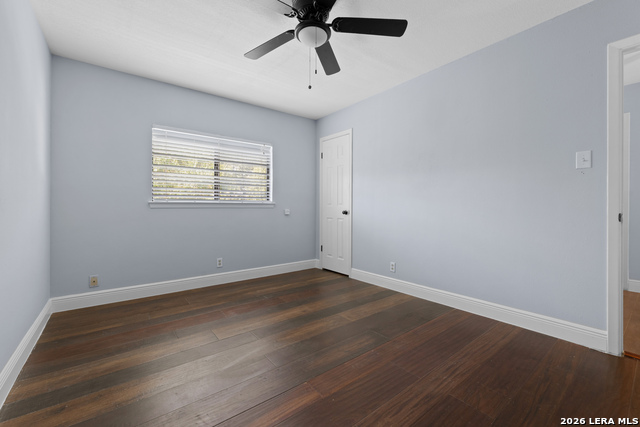 Image 12 of 33 For 12811 Huntsman Lake Dr