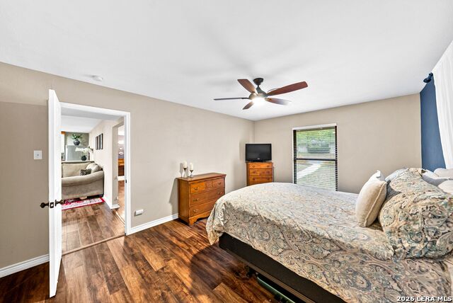 Image 19 of 44 For 14307 Oak Shadows Dr