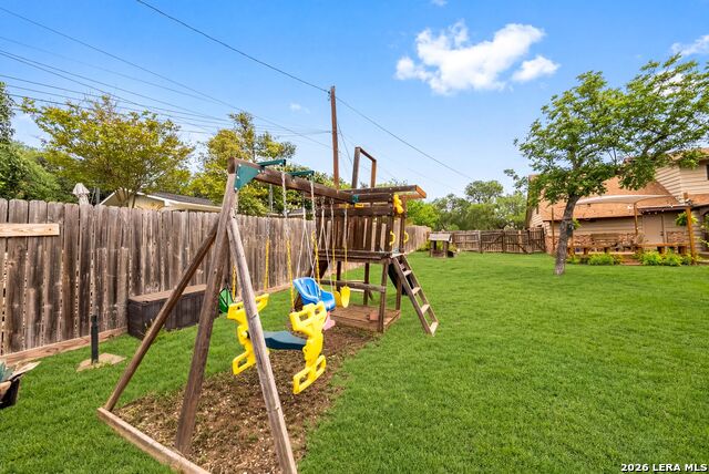 Image 41 of 44 For 14307 Oak Shadows Dr