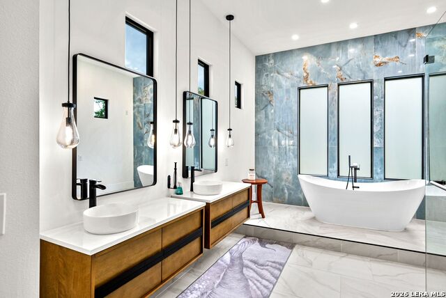 Image 25 of 81 For 721 Timber Bluff