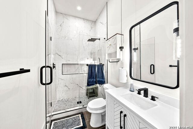 Image 35 of 81 For 721 Timber Bluff