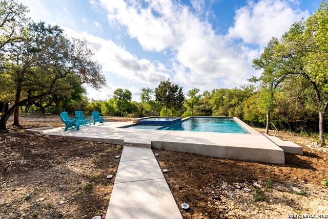 Image 51 of 81 For 721 Timber Bluff