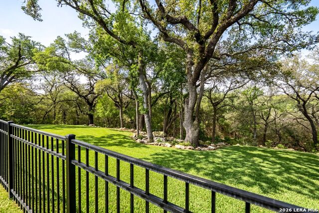 Image 7 of 81 For 721 Timber Bluff