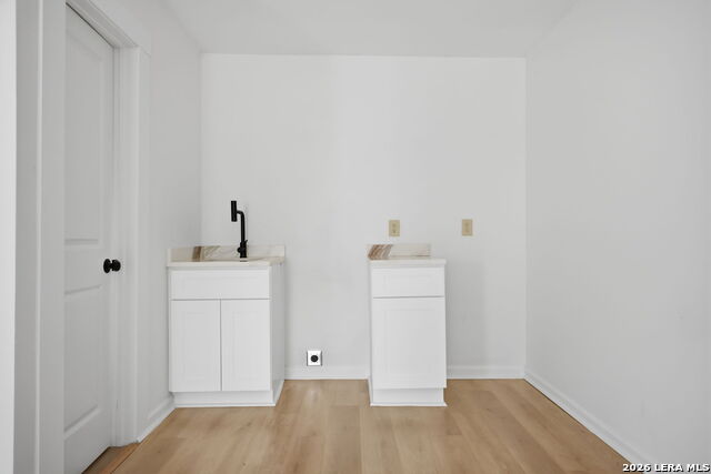 Image 41 of 50 For 931 Highland Blvd E