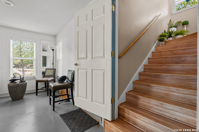 Image 31 of 36 For 3900 Apache Circle N