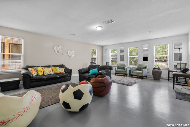 Image 32 of 36 For 3900 Apache Circle N