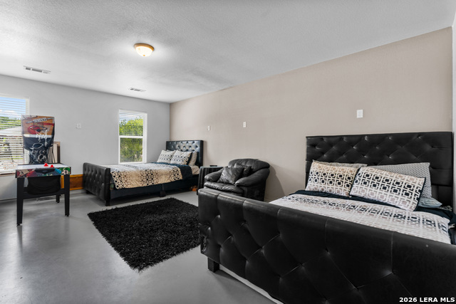 Image 35 of 36 For 3900 Apache Circle N