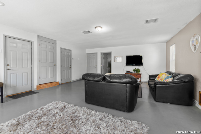 Image 36 of 36 For 3900 Apache Circle N