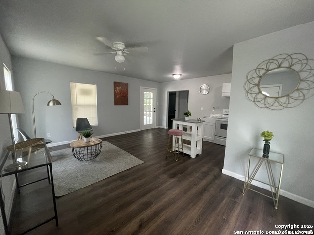 Image 4 of 11 For 422 Florence