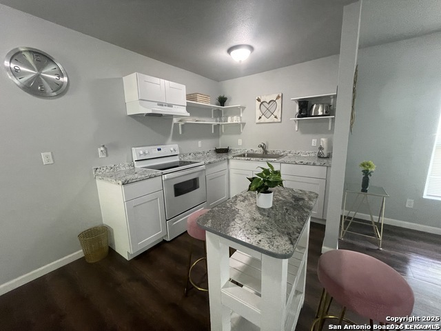 Image 5 of 11 For 422 Florence