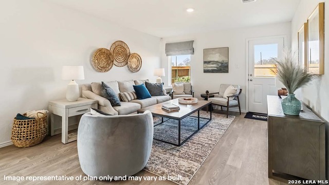 Image 4 of 34 For 1404 Sequoia Park