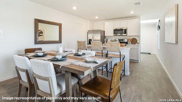 Image 7 of 34 For 1404 Sequoia Park