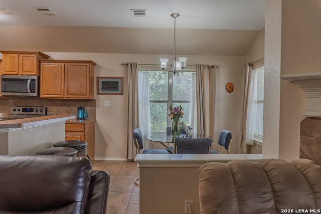 Image 12 of 46 For 144 Running  