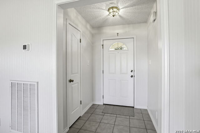 Image 5 of 39 For 8416 Fm 541  