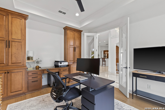 Image 14 of 75 For 24903 Parview Cir