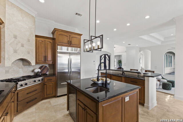 Image 20 of 75 For 24903 Parview Cir