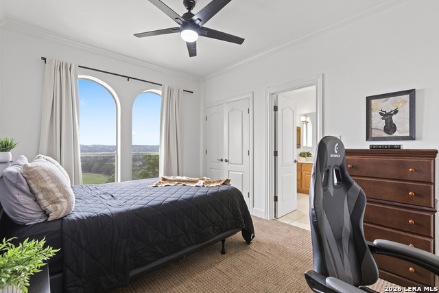 Image 42 of 75 For 24903 Parview Cir