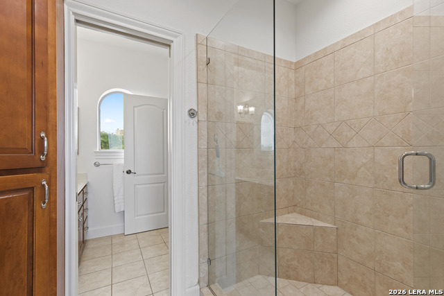 Image 45 of 75 For 24903 Parview Cir