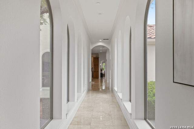 Image 48 of 75 For 24903 Parview Cir