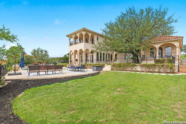 Image 59 of 75 For 24903 Parview Cir