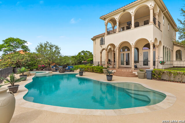 Image 60 of 75 For 24903 Parview Cir