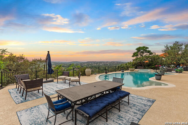 Image 62 of 75 For 24903 Parview Cir