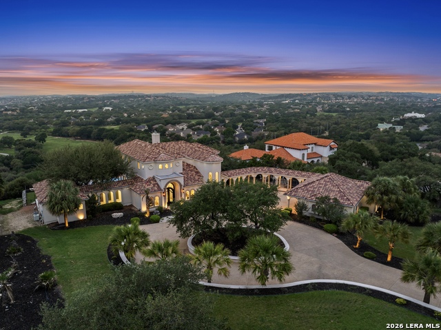 Image 65 of 75 For 24903 Parview Cir