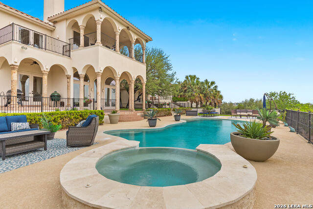 Image 69 of 75 For 24903 Parview Cir