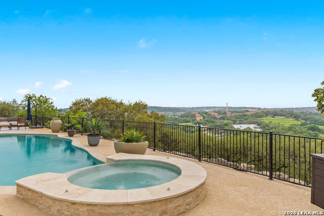 Image 70 of 75 For 24903 Parview Cir