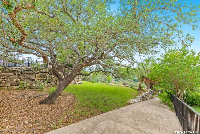 Image 73 of 75 For 24903 Parview Cir