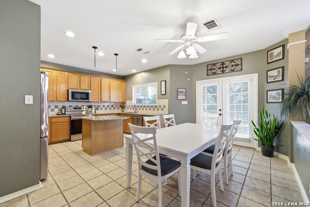 Image 13 of 41 For 12706 Happy Cedar