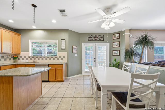 Image 16 of 41 For 12706 Happy Cedar