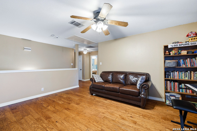 Image 21 of 41 For 12706 Happy Cedar