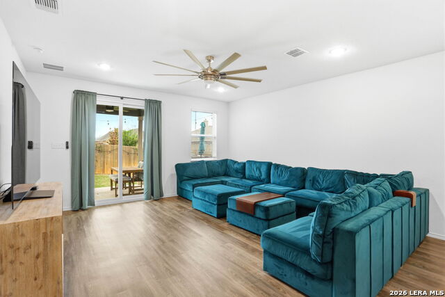 Image 13 of 31 For 13250 Hagerd