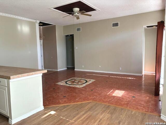 Image 3 of 15 For 7114 Elm Trail E