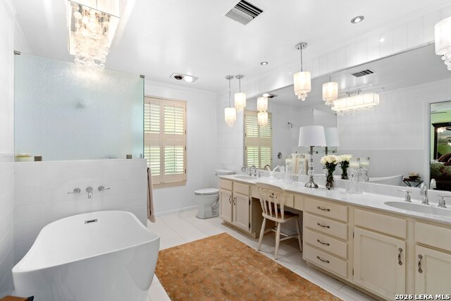 Image 15 of 30 For 8103 New Braunfels N 12