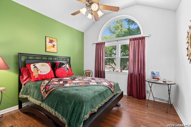 Image 19 of 30 For 8103 New Braunfels N 12