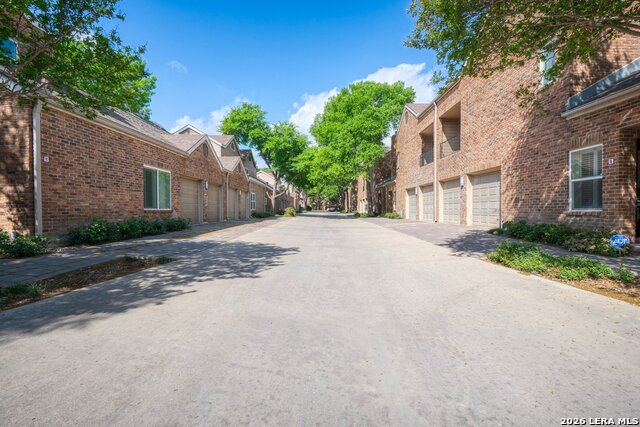 Image 29 of 30 For 8103 New Braunfels N 12