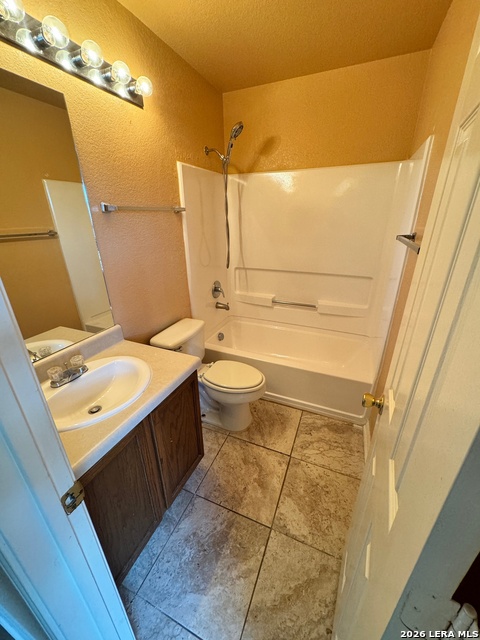 Image 14 of 20 For 9140 Timber Path #905  905