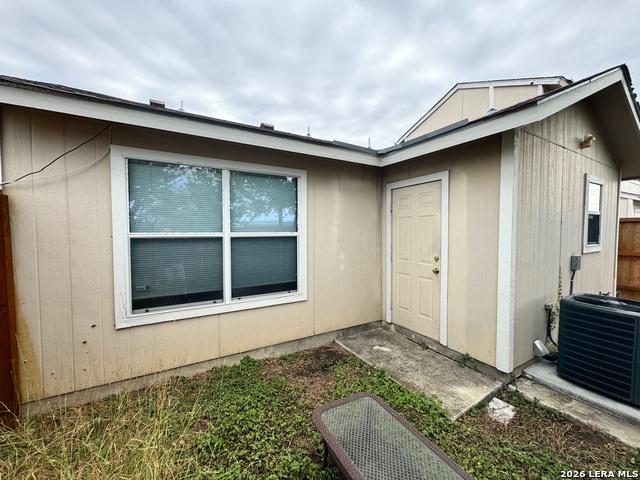 Image 17 of 20 For 9140 Timber Path #905  905