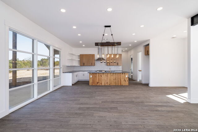 Image 14 of 45 For 226 Lets Roll