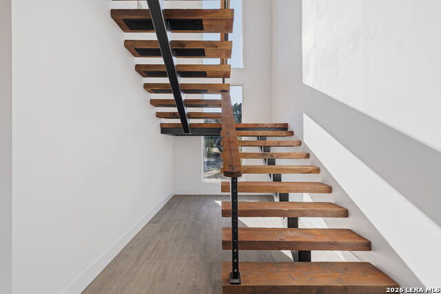 Image 22 of 45 For 226 Lets Roll