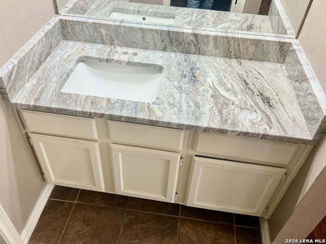 Image 14 of 20 For 4212 Medical  1009