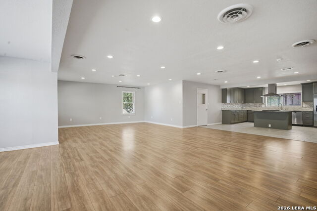 Image 5 of 25 For 1225 Unicorn