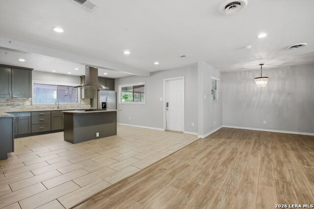 Image 9 of 25 For 1225 Unicorn