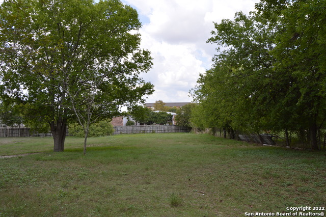 Image 12 of 40 For 2830 Morningside Dr.