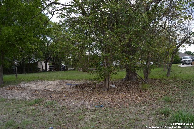 Image 18 of 40 For 2830 Morningside Dr.