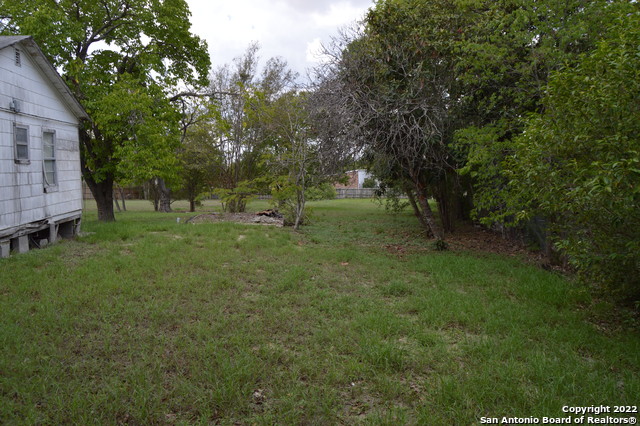 Image 8 of 40 For 2830 Morningside Dr.